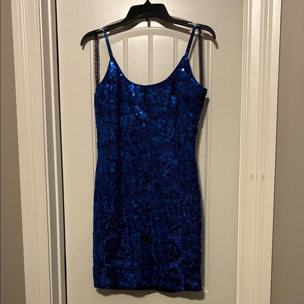 Elegant Blue Sequin Dress